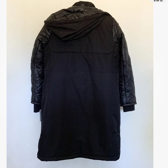 Bernardo Women’s Black Microbreathable Raincoat with Removable Hood Size Medium - Picture 5 of 12